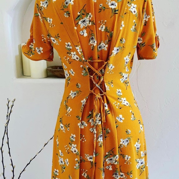 Trixxi Floral Dress - Picture 3 of 4